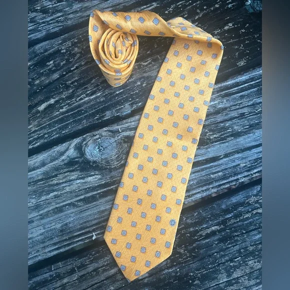 GIANNI VERSACE Men’s Silk Orange Designer Neck Tie Made in Italy
